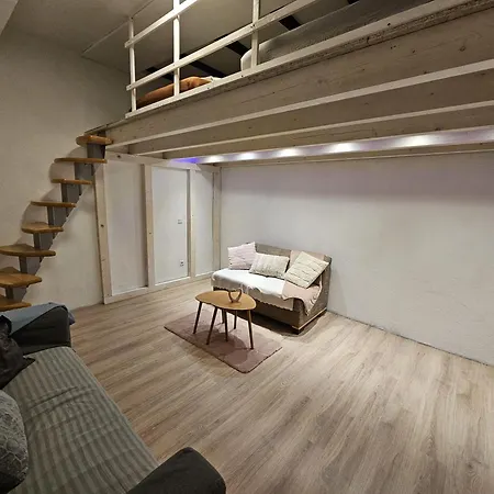 Zentral 2 뒤스부르크